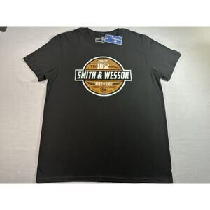Smith & Wesson Graphic Tee Men’s L Black Streetwear Logo Shirt NWT
